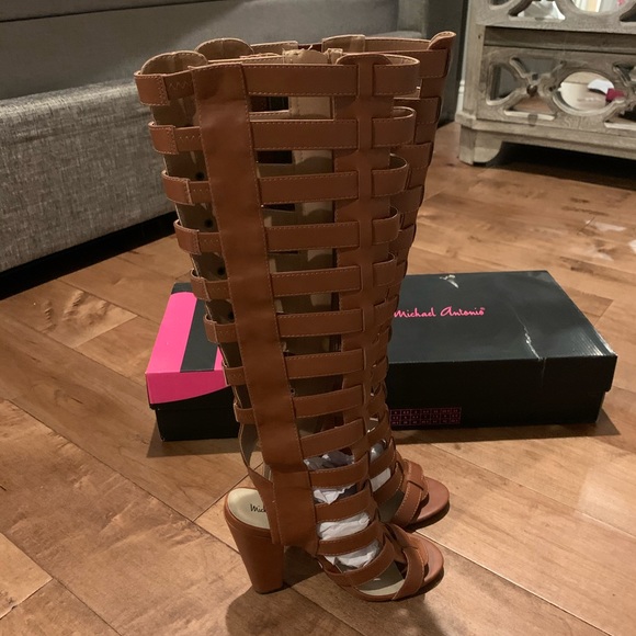 Michael Antonio Kimiko Gladiator Heels! - Picture 4 of 5